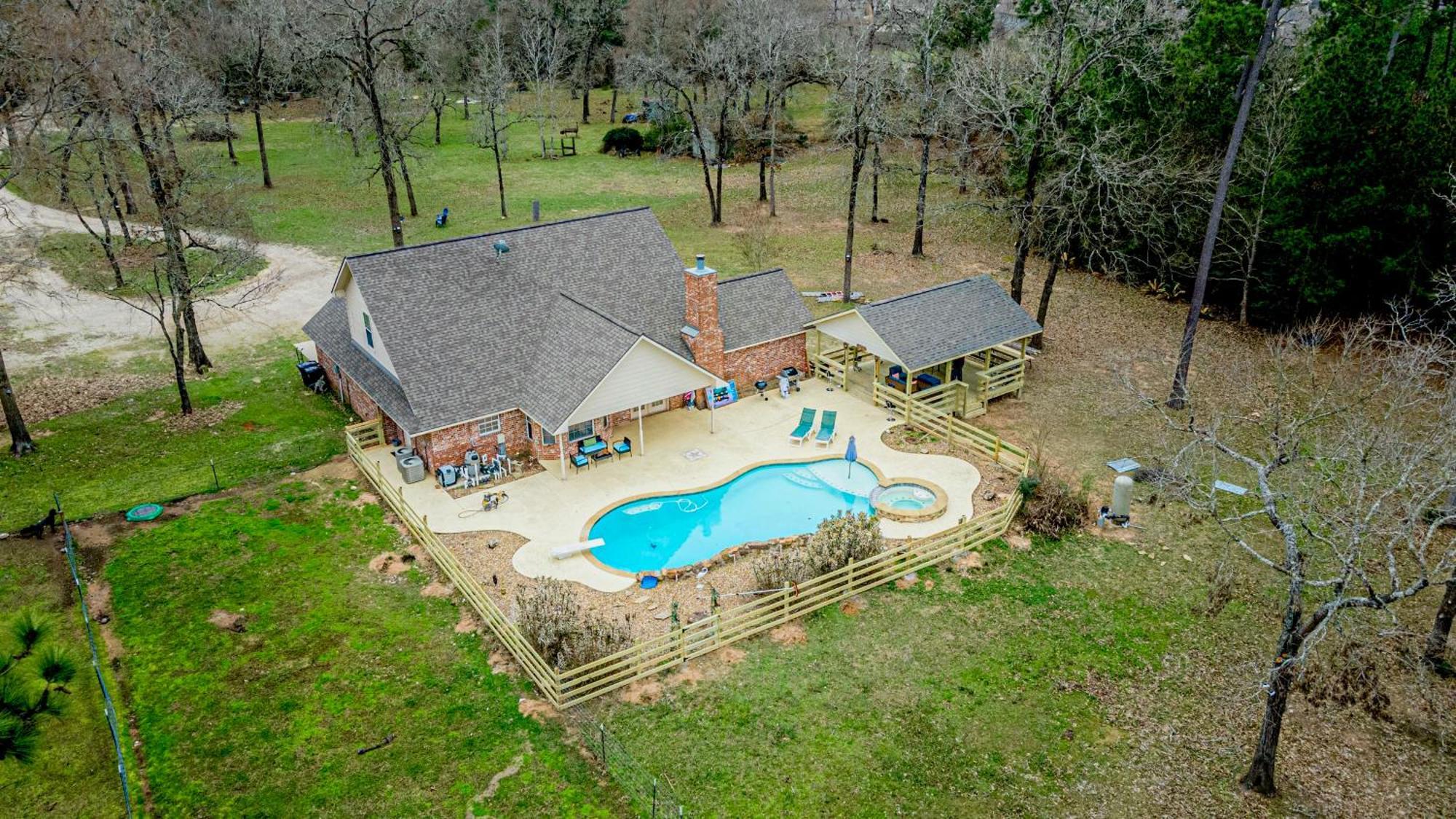 Country Getaway 4 Bedroom Resort In 10 Acre Lot Magnolia Esterno foto